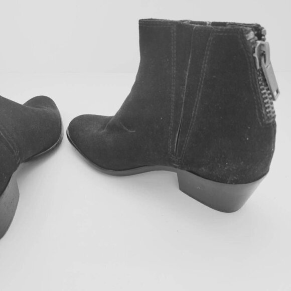 Calvin Klein Womens Ankle Boots Booties Black Block Heels Almond Toe Zip 7 New - Picture 3 of 9